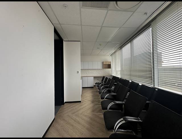 300M² OFFICE TO LET IN SANDTON CENTRAL